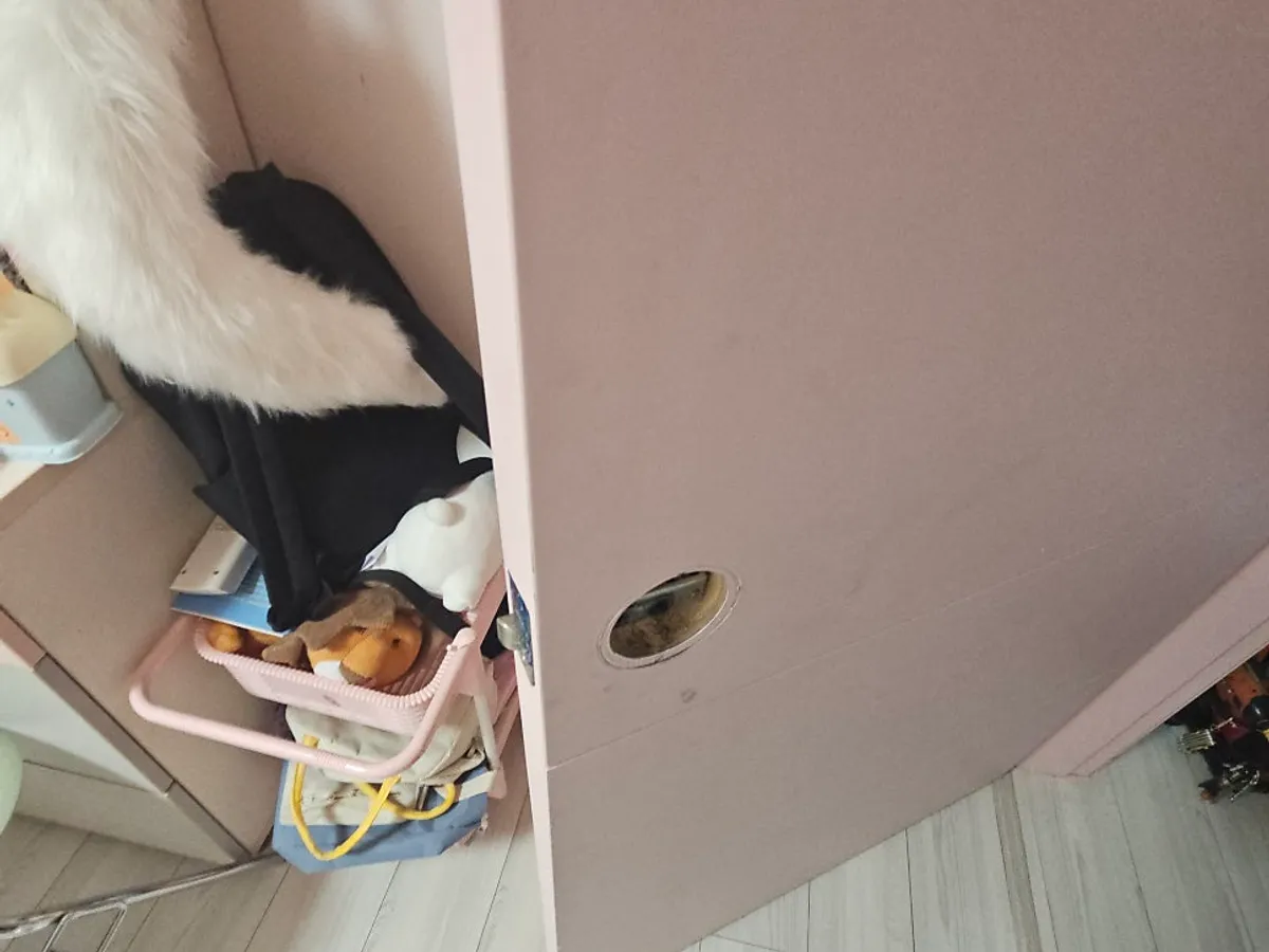 학원 사무실 문 손잡이 대량 교체 시공 전